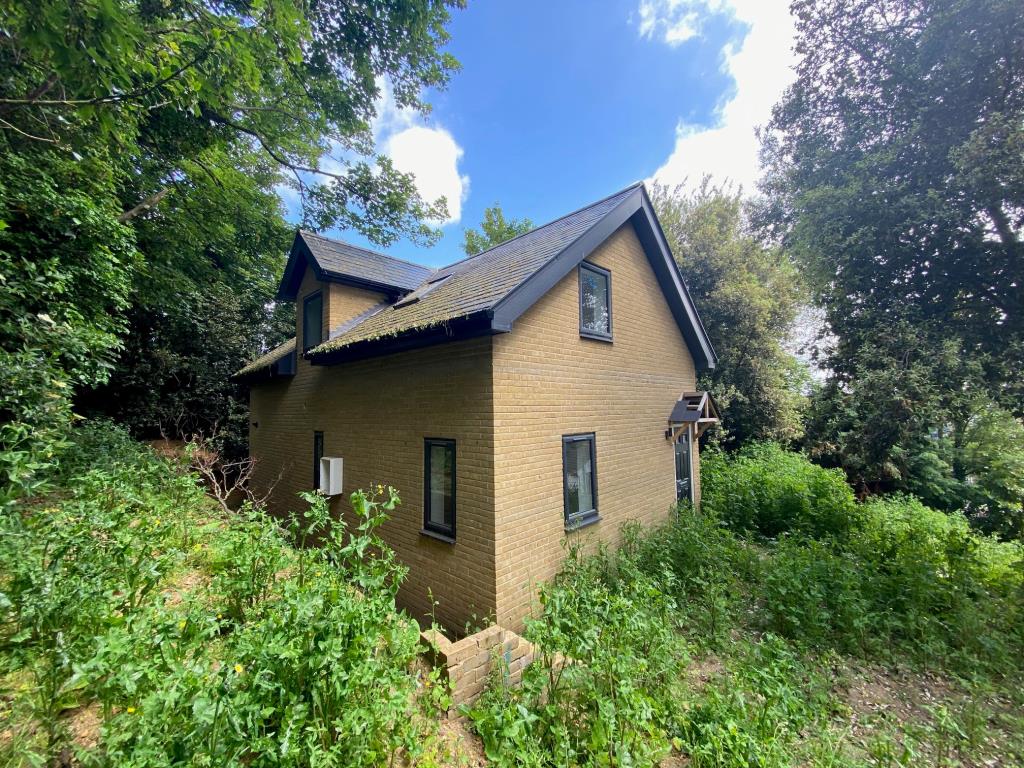 Lot: 137 - DETACHED HOUSE FOR COMPLETION -